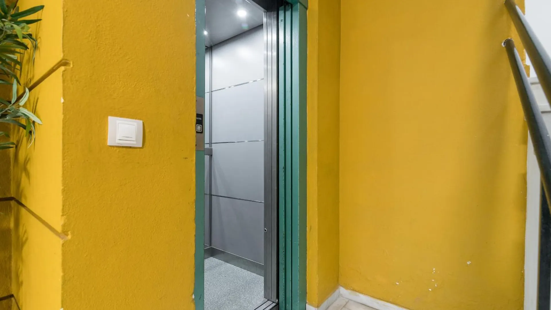 Апартаменты Suite Homes Agua Малага